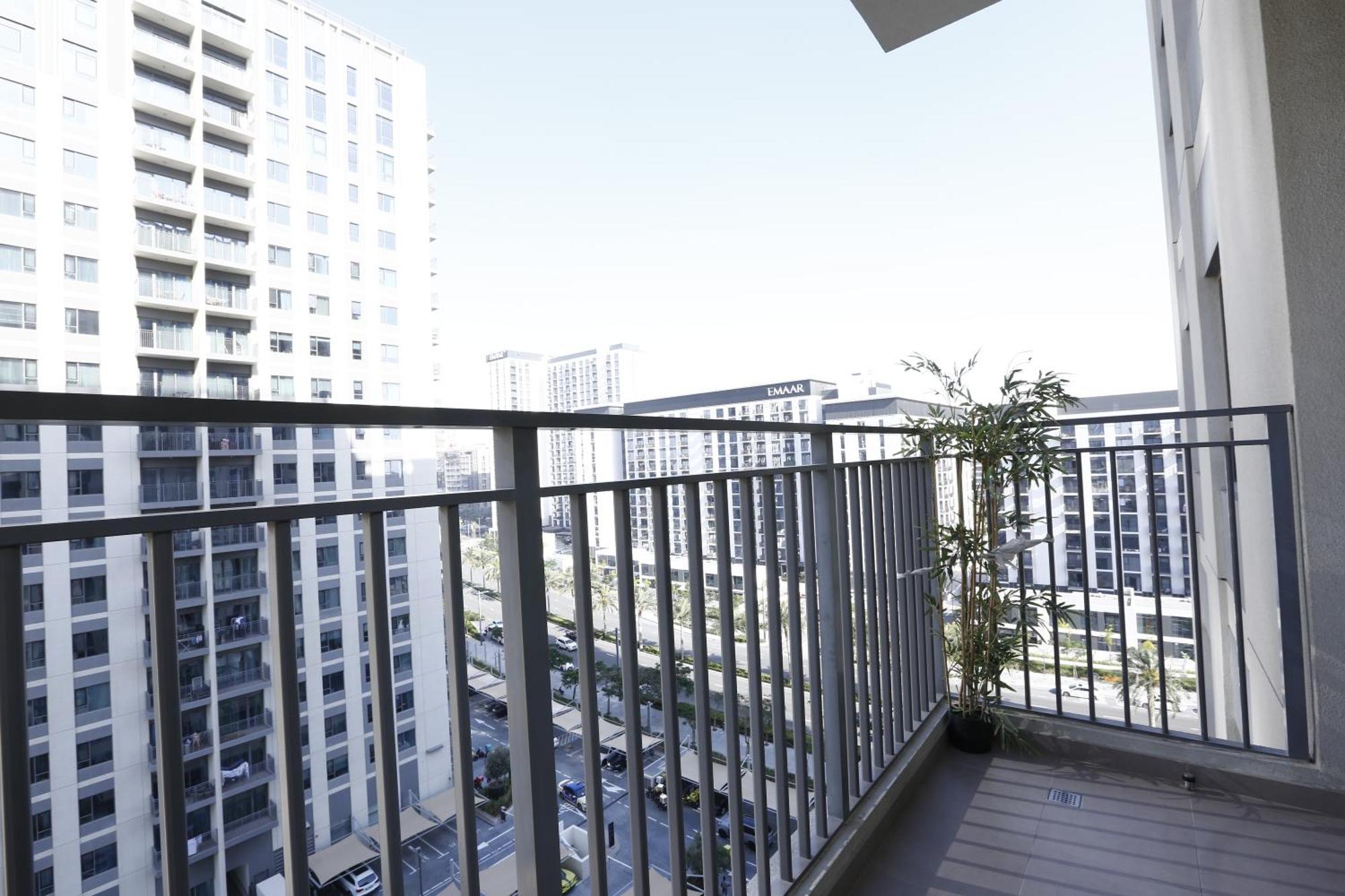 Brown Stone - Hills Mall Appartement