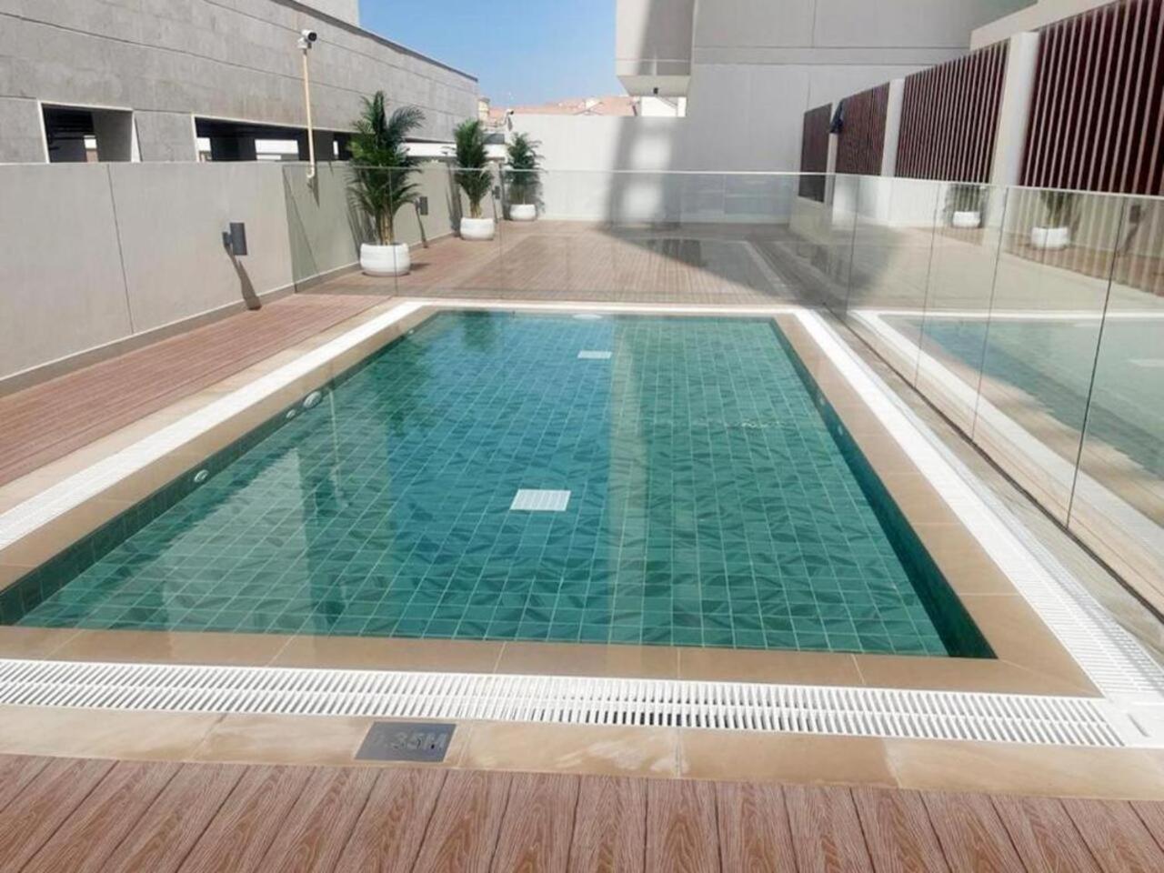 Brown Stone - Hills Mall Appartement *